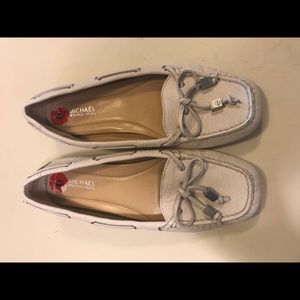 Size 6 Michael Kors flats